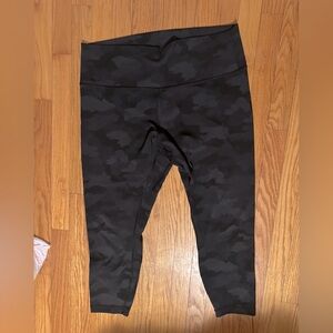 Lululemon on Wundertrain leggings size 16. Gray/black camo print